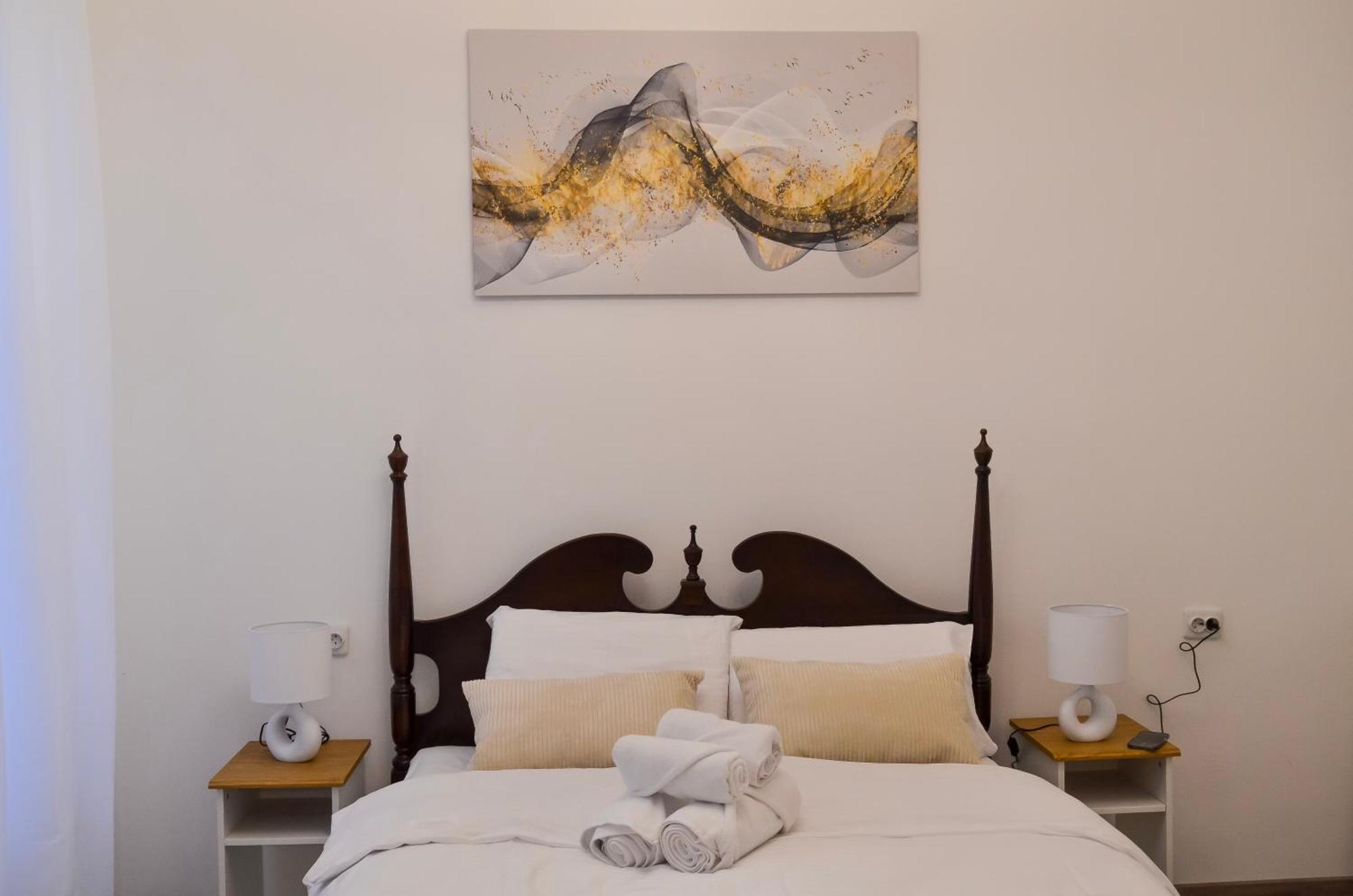 Main Street Retreat Apartment With Free Parking سراييفو المظهر الخارجي الصورة