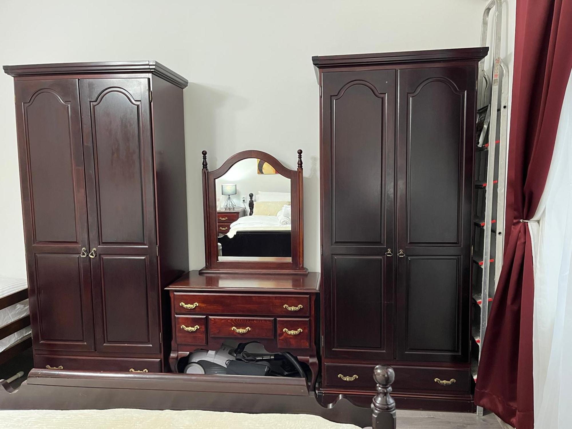 Main Street Retreat Apartment With Free Parking سراييفو المظهر الخارجي الصورة