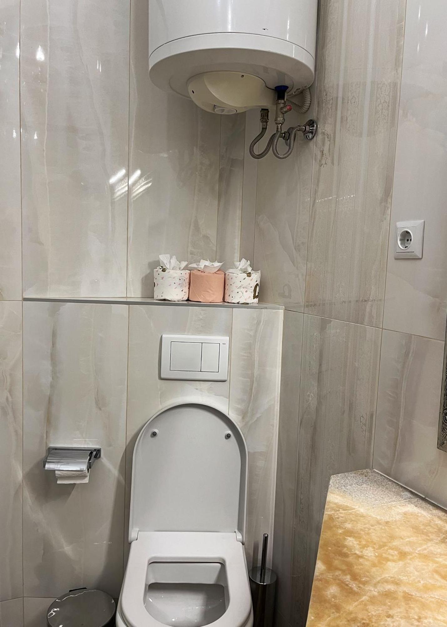 Main Street Retreat Apartment With Free Parking سراييفو المظهر الخارجي الصورة